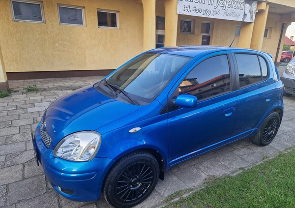 Toyota Yaris cena 7900 przebieg: 260000, rok produkcji 2003 z Piła małe 352